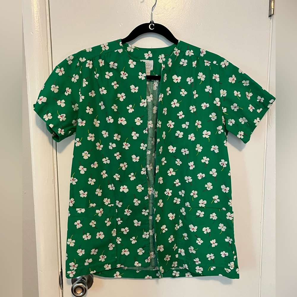 Vintage Poppy By Lanz Floral Green Short Sleeve Top